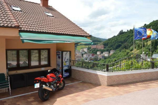 Hotel Ana Cangas De Narcea Exterior foto